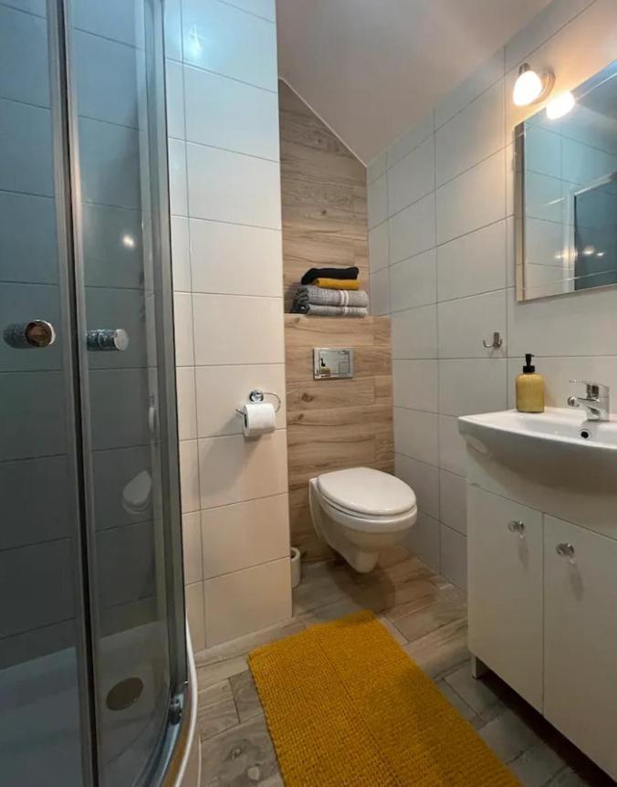 Pokoje Nad Stawem Hotel Chmielno Kültér fotó